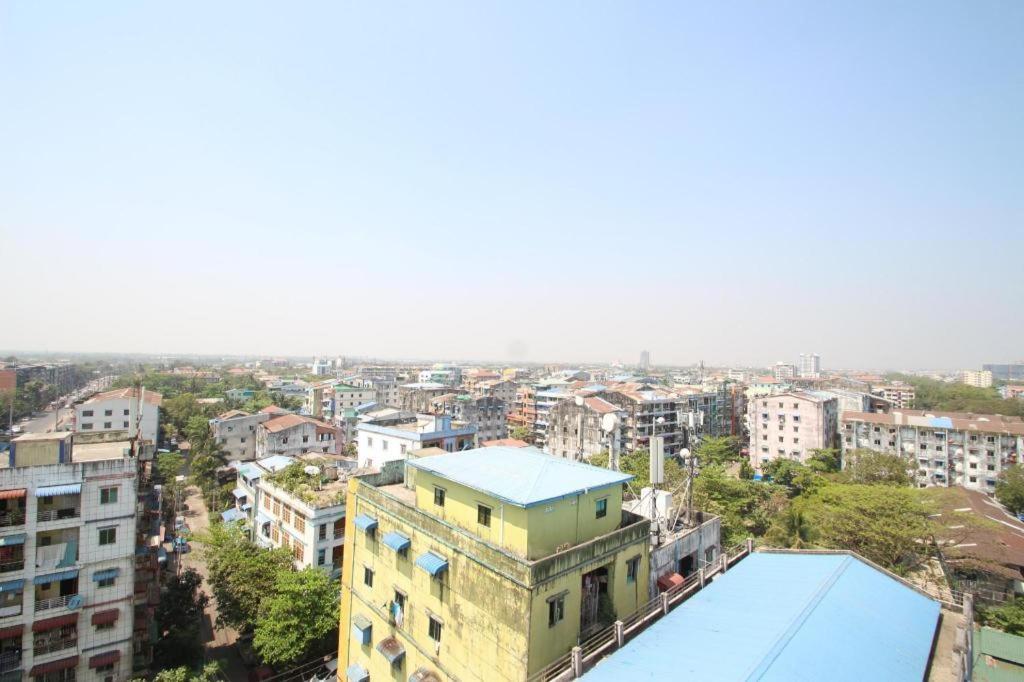 Hotel Gemsy Yangon