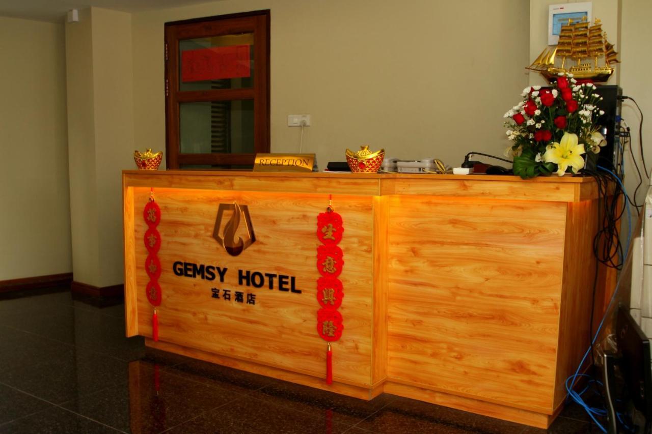 Gemsy Hotel Yangon