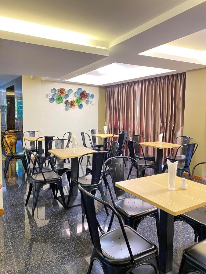Hotel Gemsy Yangon